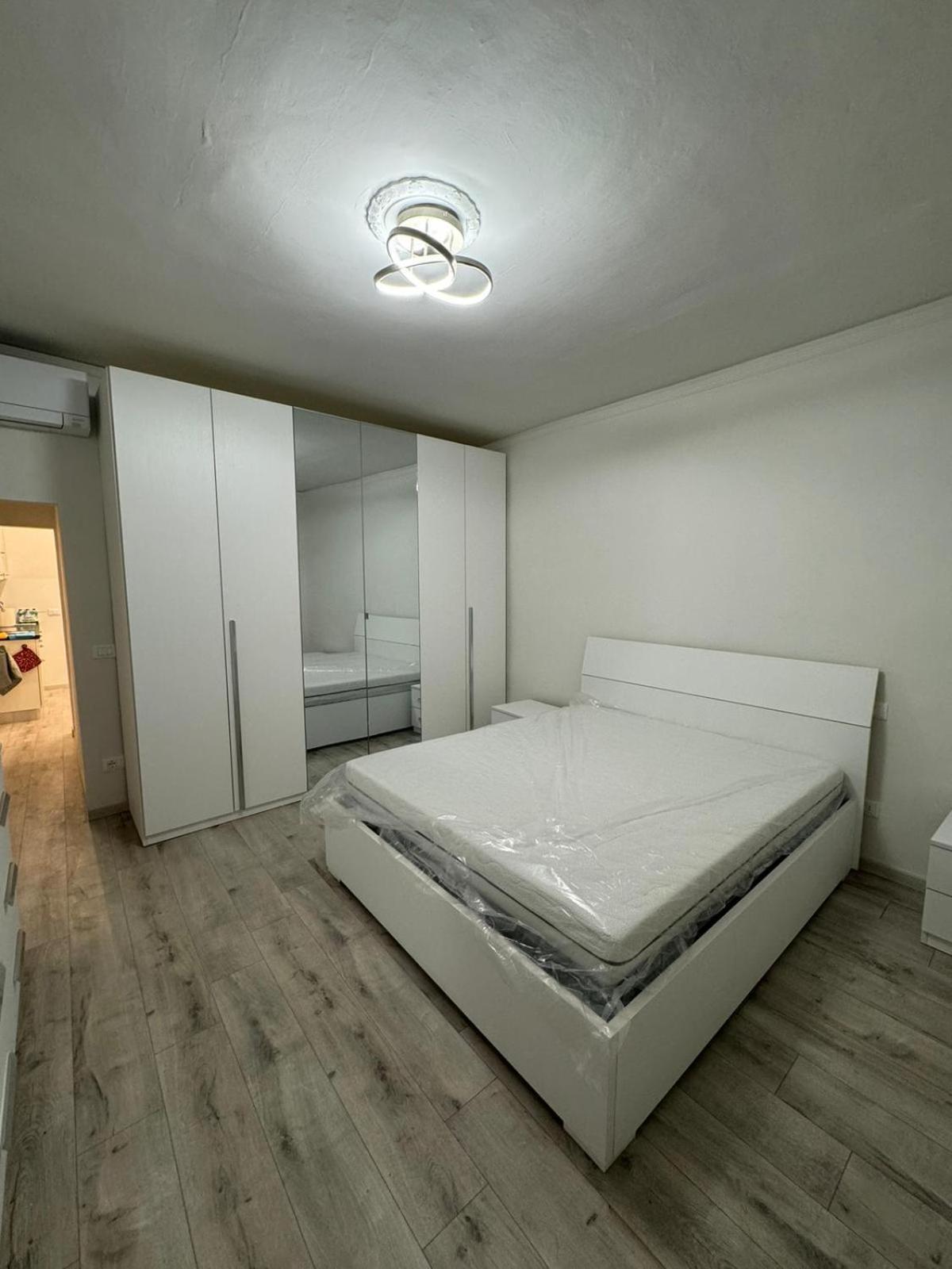Apartamento Spacious & Trendy 2br Florencia
